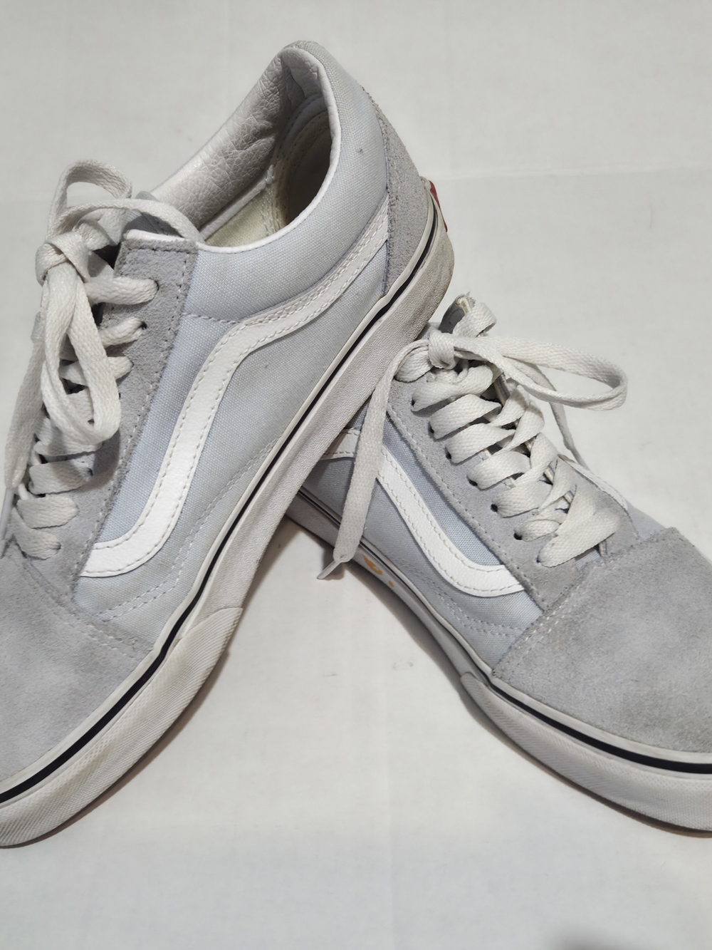 Vans Old Skool Low-Top 8.5 Ladies Or Men's 7 Sneakers